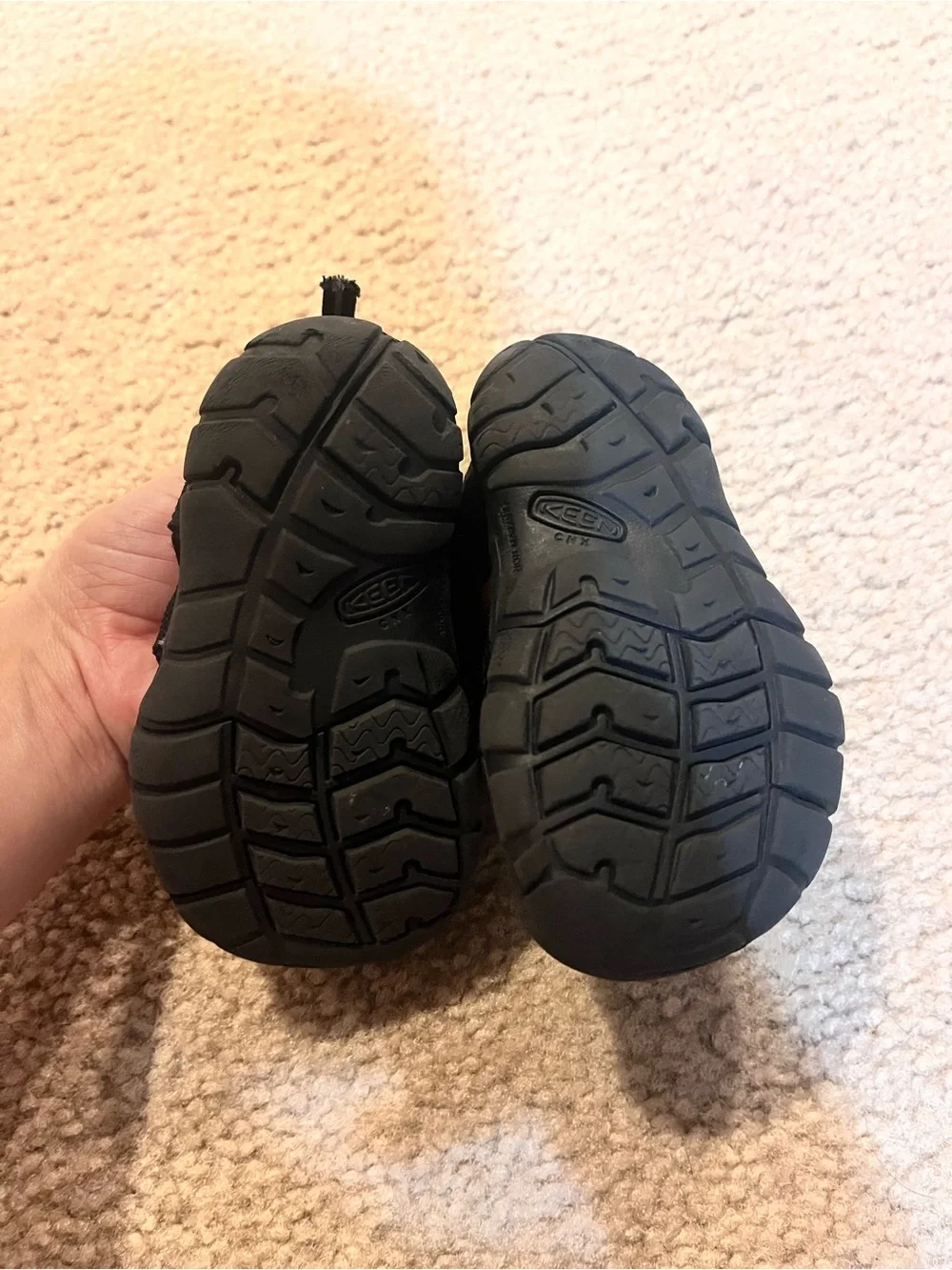 Keen durable black